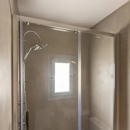 Valente In Mykonos With Two Pools! ヴィラ プラティス・ヤロス