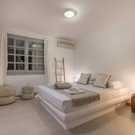 Valente In Mykonos With Two Pools! Villa Platys Gialos (Mykonos)